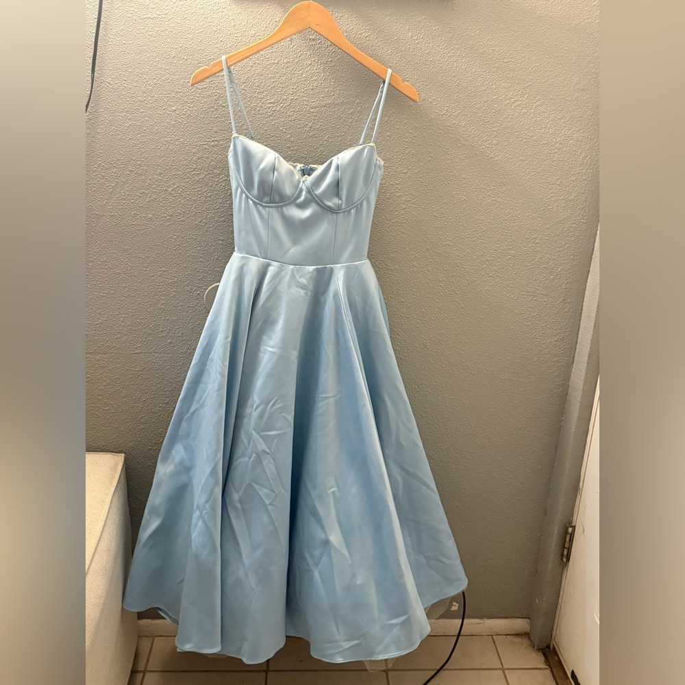 House of CB Mademoiselle Bustier stretch satin midi dress - Picture 4 of 10